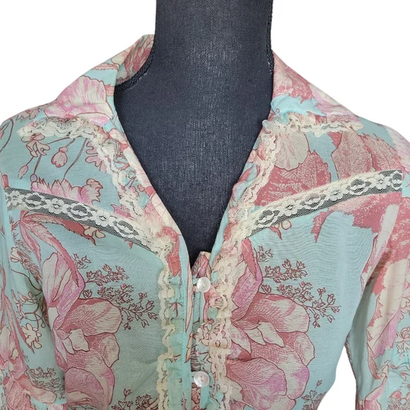 Odille Anthropologie Teal and Pink Vintage Floral Lace Trim Blouse Womens Size 2 - Picture 5 of 10